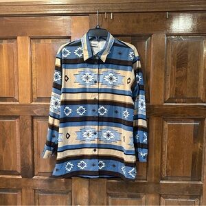 Vintage Capacity Women's Southwestern Aztec Western Rancher Button Up Shirt M